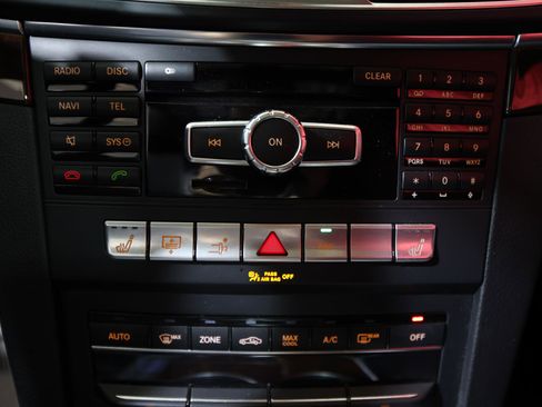 Used 2014 Mercedes-Benz E 350 Coupe image 21