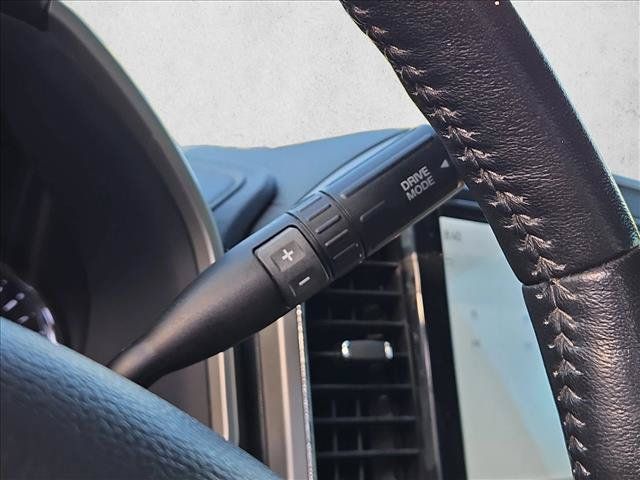 Used 2022 Ford F250 Lariat w/ Chrome Package AWD/4WD image 10