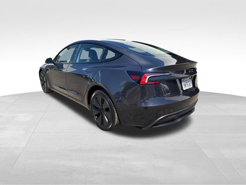 Used 2024 Tesla Model 3 Standard Range RWD image 3