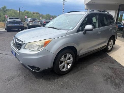 Used 2015 Subaru Forester 2.5i Limited AWD/4WD image 8