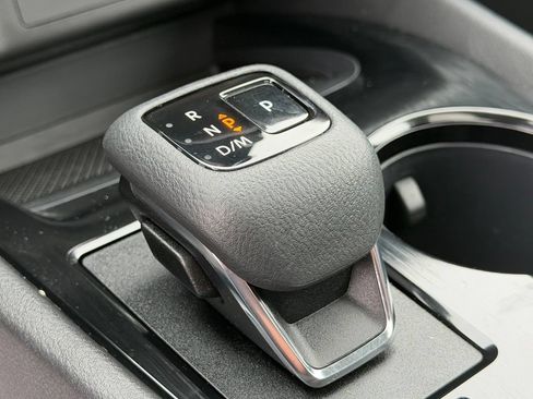 Used 2023 Nissan Rogue SV w/ SV Premium Package AWD/4WD image 17