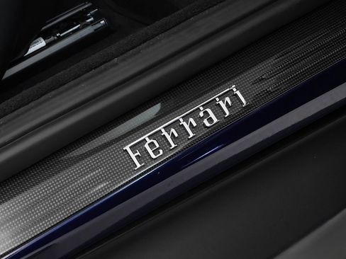 Certified 2025 Ferrari Roma Spider image 17