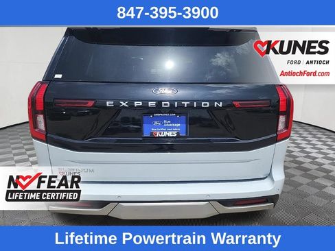 Certified 2025 Ford Expedition Platinum AWD/4WD image 7