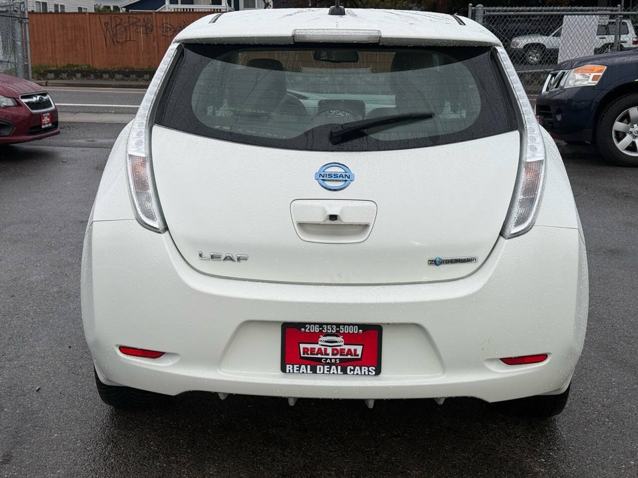 Used 2016 Nissan Leaf SV w/ Premium Package FWD image 5