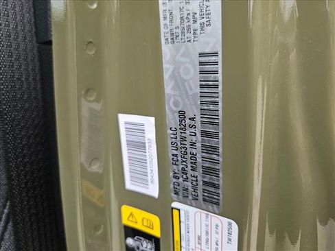 New 2026 Jeep Wrangler Unlimited Rubicon image 17