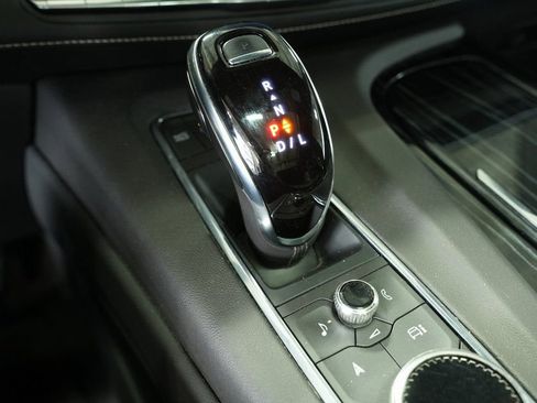 Used 2022 Cadillac Escalade ESV Sport w/ Touring Package image 34