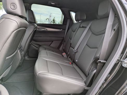 Certified 2025 Cadillac XT5 Luxury image 15