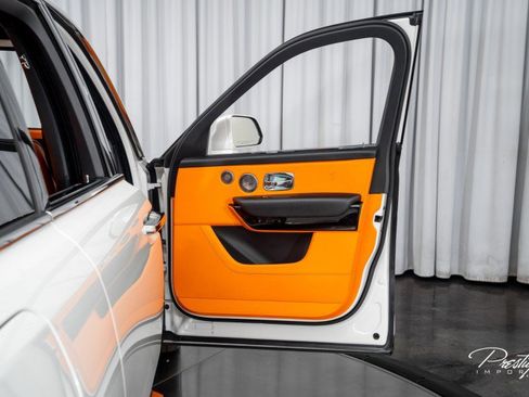 Used 2021 Rolls-Royce Cullinan image 43