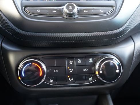 Used 2023 Chevrolet TrailBlazer LT AWD/4WD image 32