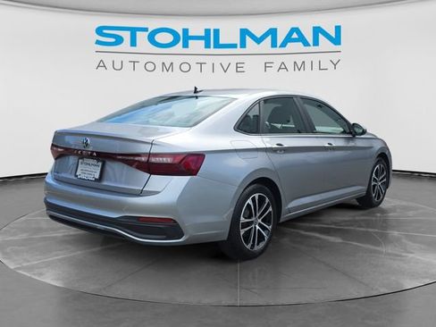 Used 2026 Volkswagen Jetta Sport FWD image 5