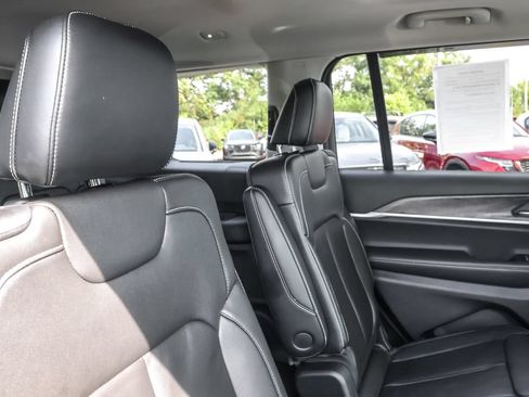 Used 2021 Jeep Grand Cherokee L Limited AWD/4WD image 35