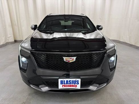 Used 2024 Cadillac XT4 Sport AWD/4WD image 8