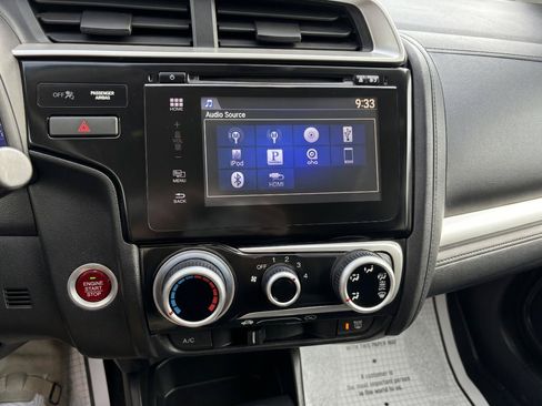 Used 2015 Honda Fit EX image 16