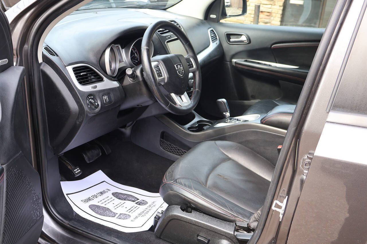 Used 2017 Dodge Journey GT AWD/4WD image 13