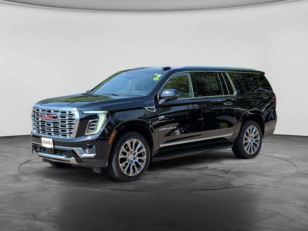 Used 2025 GMC Yukon XL Denali AWD/4WD image 3