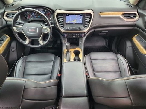 Used 2018 GMC Acadia Denali w/ Technology Package image 26