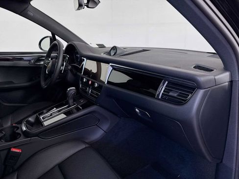 New 2026 Porsche Macan S image 22