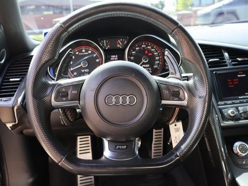 Used 2011 Audi R8 V10 AWD/4WD image 23