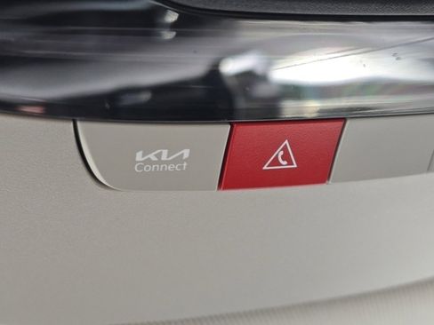 Used 2024 Kia Sportage SX Prestige image 28