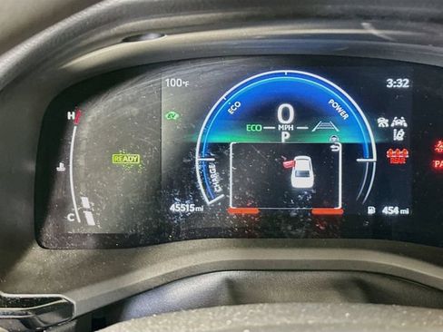 Used 2025 Toyota Camry LE FWD image 14