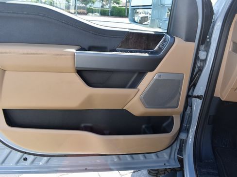 Used 2025 Ford F450 Lariat w/ FX4 Off-Road Package image 20