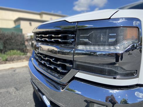 Used 2016 Chevrolet Silverado 1500 LTZ image 9