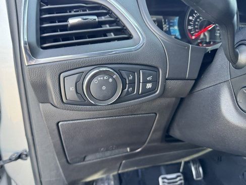 Used 2022 Ford Edge ST w/ Equipment Group 401A image 17