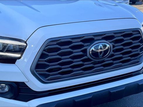 Used 2023 Toyota Tacoma TRD Off-Road image 31