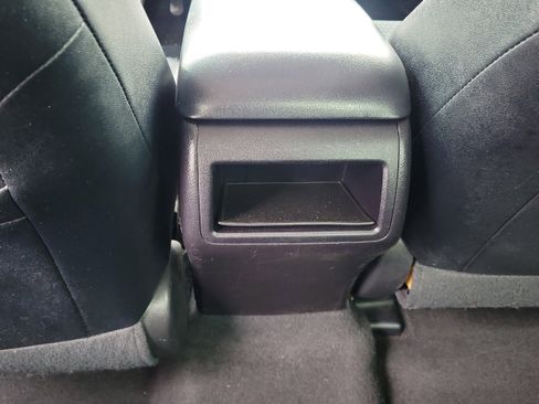 Used 2015 Toyota Camry SE image 31