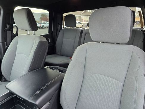 Used 2024 RAM 2500 Big Horn w/ Off Road Package image 24