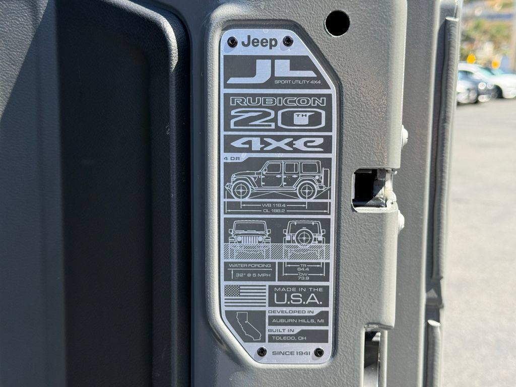 Used 2023 Jeep Wrangler Unlimited Rubicon 4xe AWD/4WD image 12