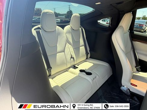 Used 2023 Tesla Model X AWD/4WD image 17