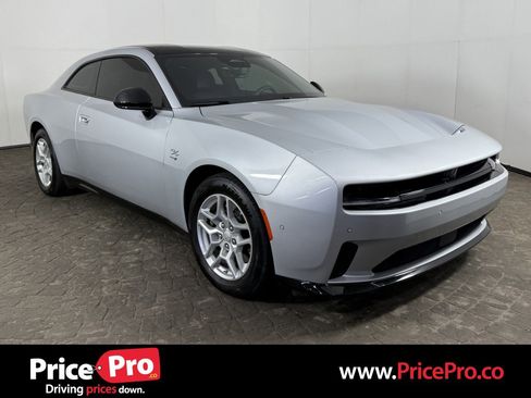 Used 2025 Dodge Charger R/T w/ Quick Order Package 25M R/T image 1