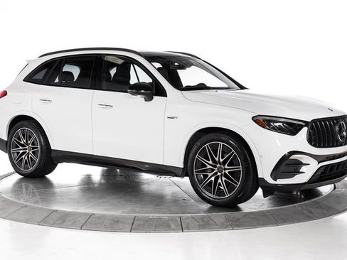 Used 2025 Mercedes-Benz GLC 43 AMG 4MATIC image 8