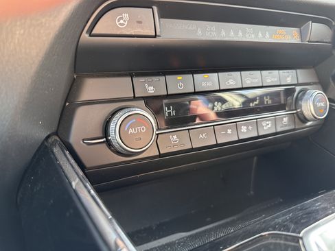 Used 2023 MAZDA CX-9 Carbon Edition image 28