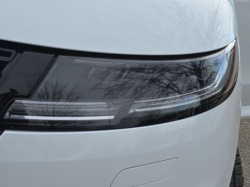 New 2026 Land Rover Range Rover Sport Dynamic SE AWD/4WD image 32