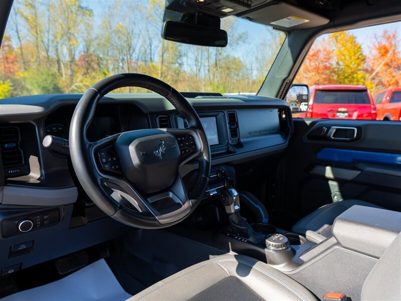 Used 2021 Ford Bronco Black Diamond AWD/4WD image 18
