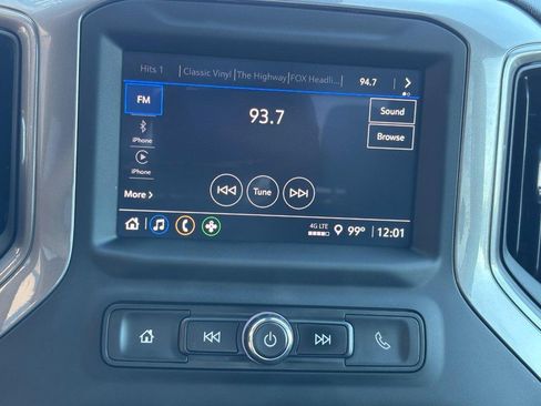 Used 2024 Chevrolet Silverado 2500 Custom w/ Custom Value Package image 19