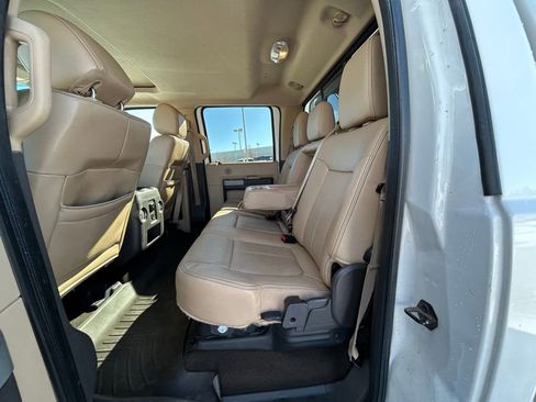 Used 2015 Ford F250 Lariat w/ Lariat Ultimate Package image 27