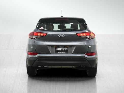 Used 2017 Hyundai Tucson SE w/ Cargo Package FWD image 4
