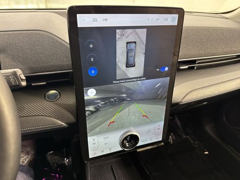 Used 2022 Ford Mustang Mach-E Premium image 23