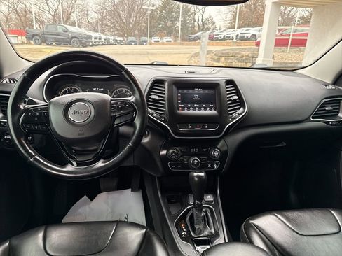 Used 2021 Jeep Cherokee Altitude image 12