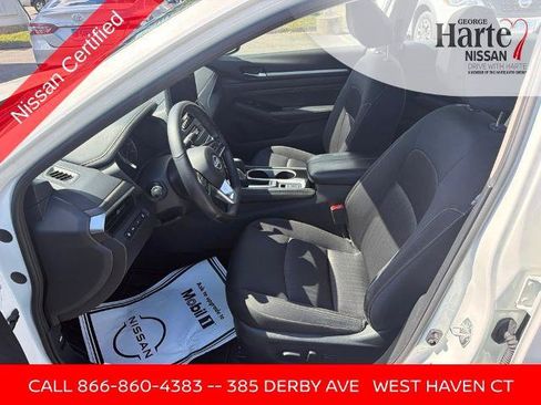 Certified 2023 Nissan Altima 2.5 SV w/ SV Premium Package AWD/4WD image 11
