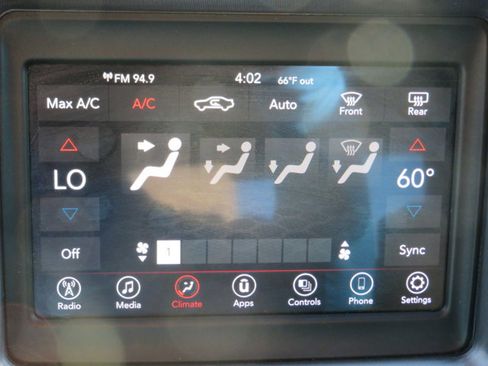 Used 2021 Dodge Challenger R/T w/ Blacktop Package image 25