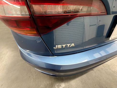 Used 2019 Volkswagen Jetta S w/ Driver Assistance Package FWD image 28