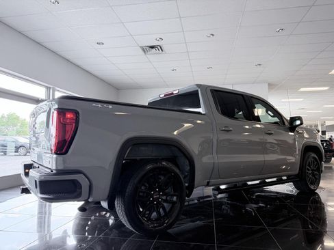 Used 2024 GMC Sierra 1500 Elevation AWD/4WD image 12