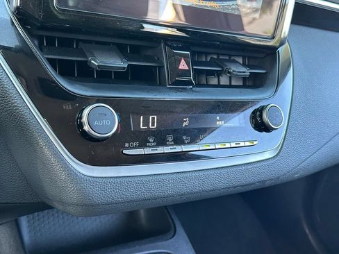 Used 2024 Toyota Corolla LE FWD image 25