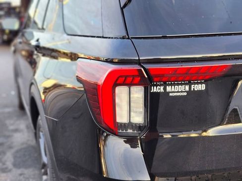 New 2026 Ford Explorer ST w/ Sun And Sound Package image 9