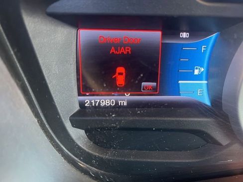 Used 2013 Ford Explorer XLT image 12