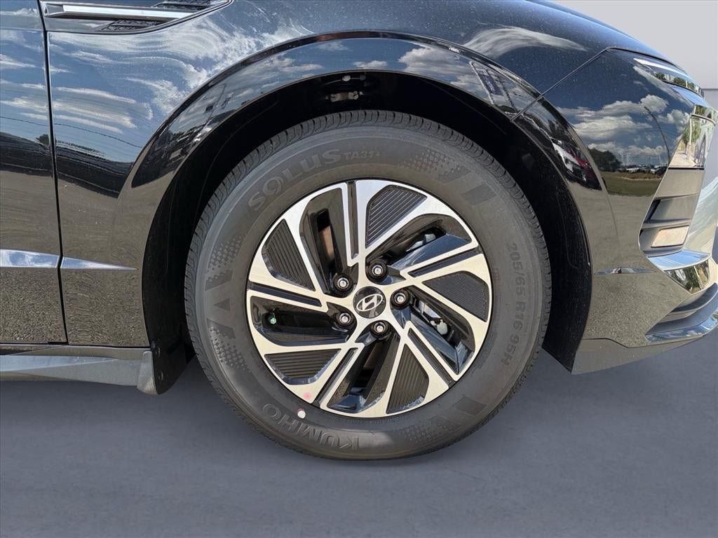 New 2026 Hyundai Sonata Blue FWD image 9